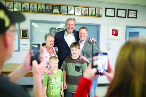 06092019
Provincial Progressive Conservative leader Brian Pallister visits with Brandon East PC candidate Len Isleifson and family during a rally at the Riverview Curling Club on Friday afternoon. (Tim Smith/The Brandon Sun)