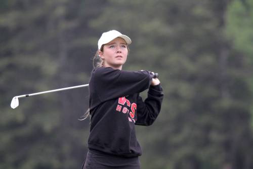 Jeri-Ann Lafleche punched her ticket to the Tamarack golf tournament junior championship flight semifinals on Wednesday. (Thomas Friesen/The Brandon Sun)