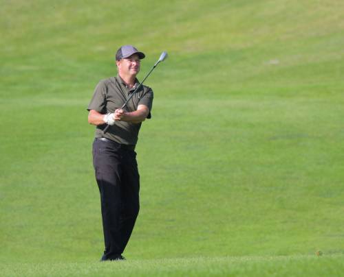 Jason Curtis of Brandon reached his first Tamarack men’s championship flight semifinal with a 2-and-1 win over Kody Fawcett at Clear Lake Golf Course on Thursday. (Thomas Friesen/The Brandon Sun)