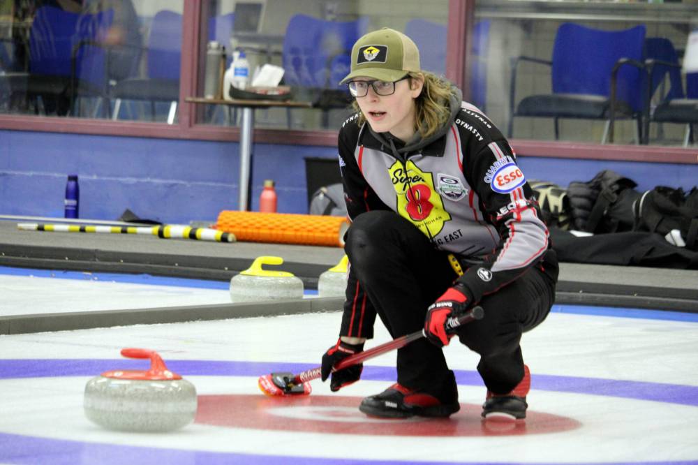 Morden’s Rhilynd Peters gives instructions to his teammates during their 9-1 win over Andrew Kempthorne in the opening draw of the Brandon men’s competitive bonspiel on Friday night. (Lucas Punkari/The Brandon Sun)
