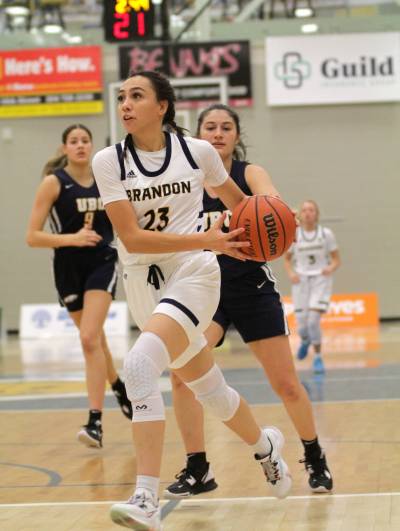 Faith Clearsky of the Brandon University Bobcats drives for a layup during Canada West women’s basketball action against the UBC Thunderbirds at the Healthy Living Centre on Friday. (Thomas Friesen/The Brandon Sun)